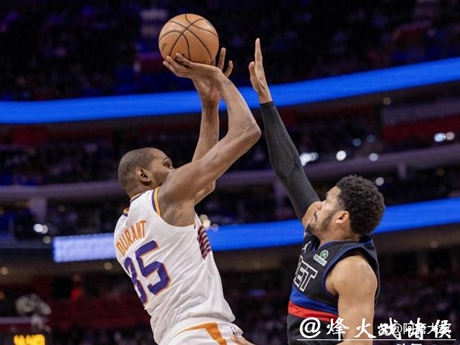 布克32分太阳送篮网5连败 活塞擒老鹰升至前六